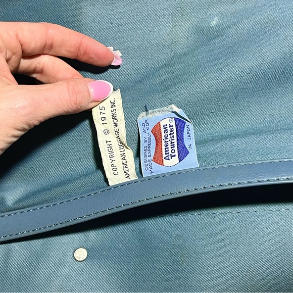 Vintage American Tourister - Picture 6 of 6